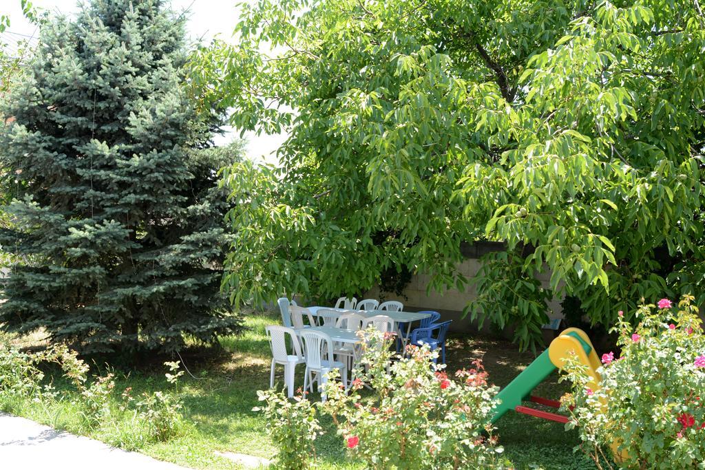 Villa Rosa Erivan Dış mekan fotoğraf